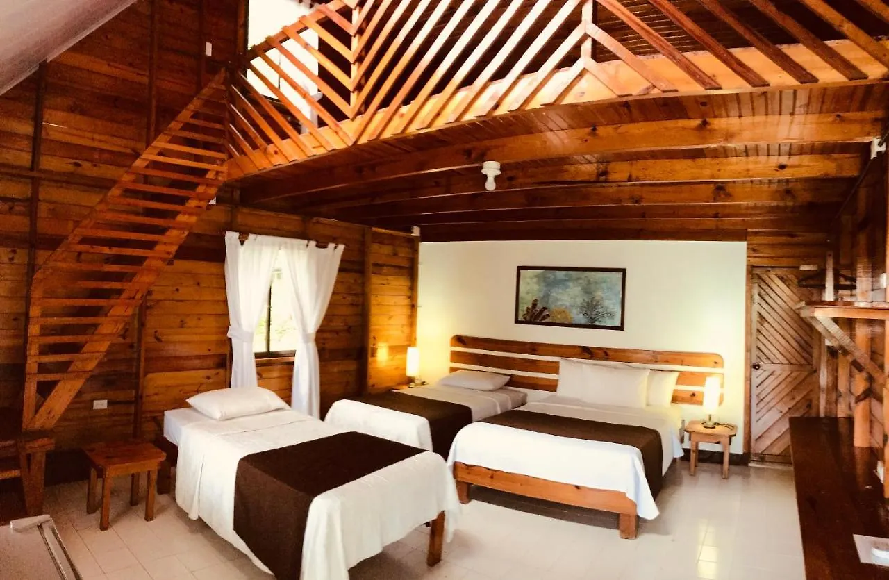 Cabanas Agua Dulce South West Bay فندق