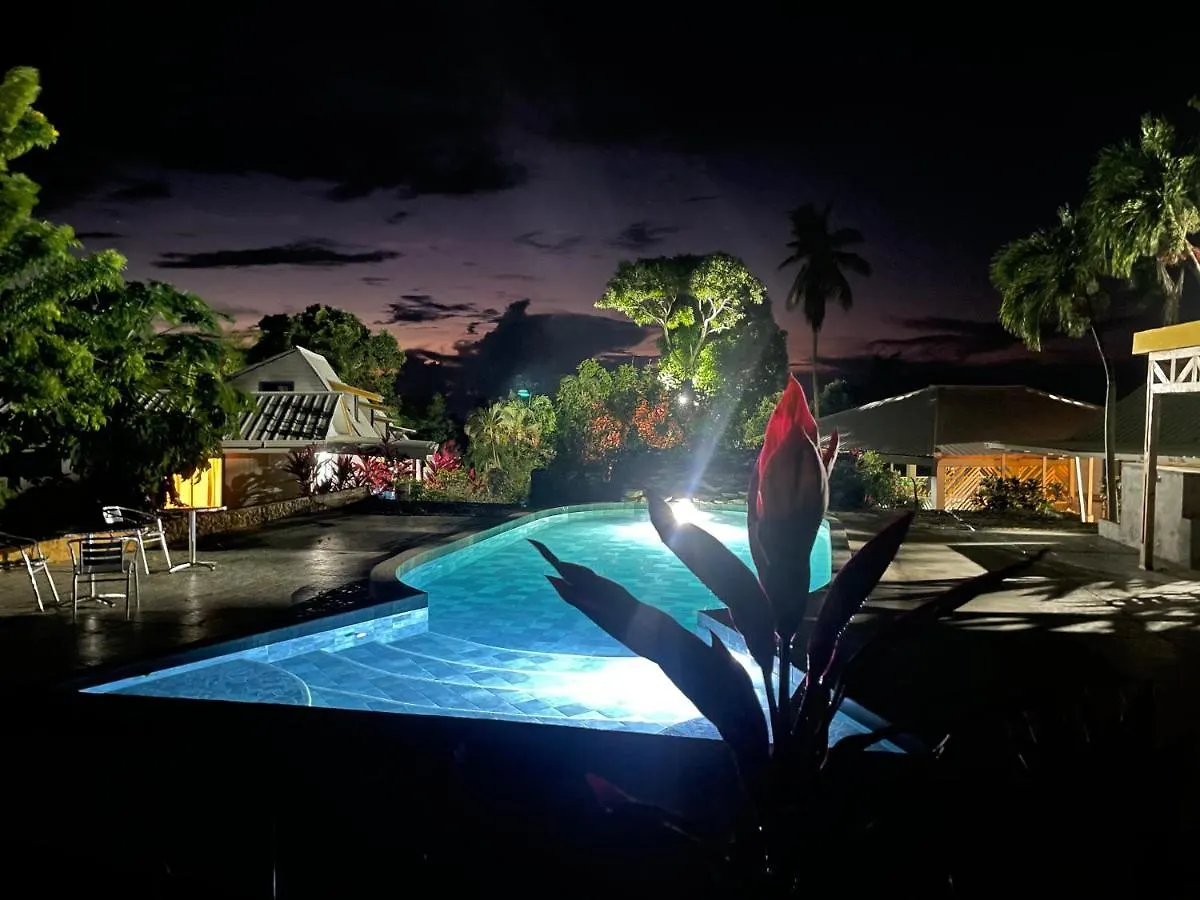 Cabanas Agua Dulce South West Bay فندق